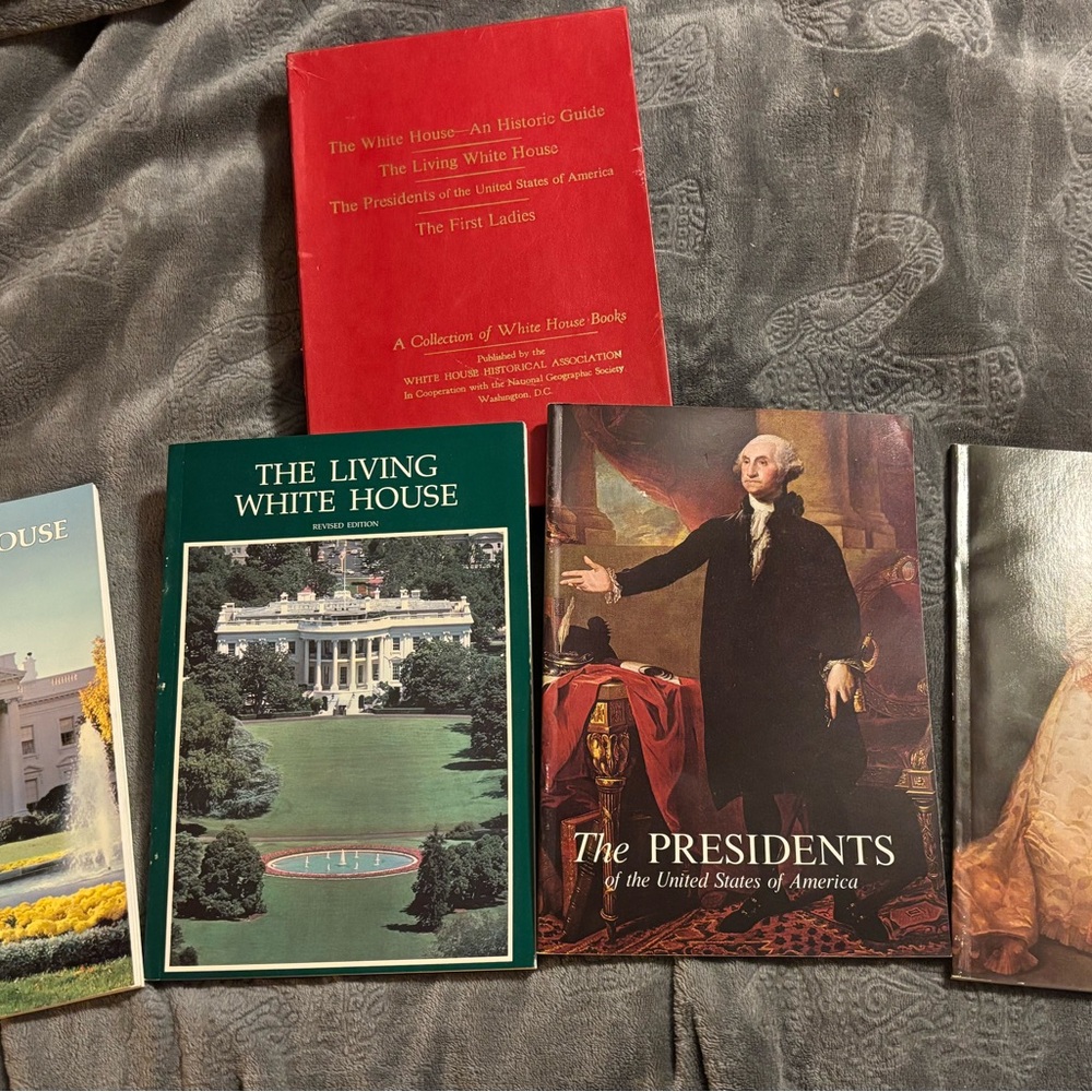 The Living White House Book - Red and Green Cover